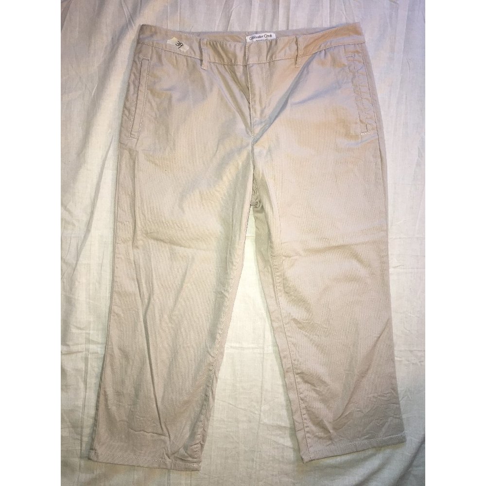 Coldwater Creek khaki capri pants mid rise size 12
